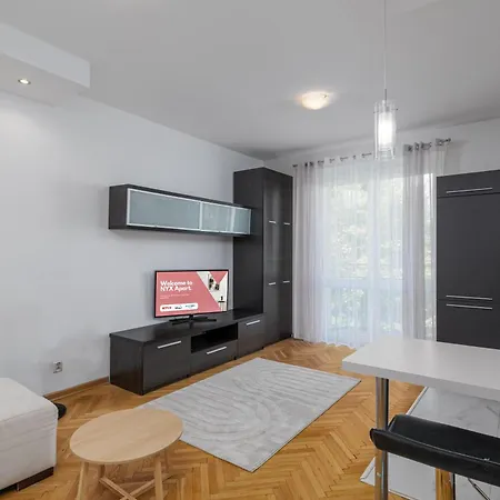 Apartment Bobrowskiego 8 By Nyx